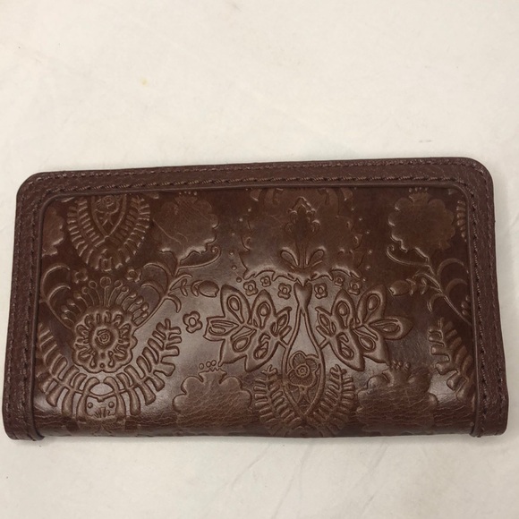 THE SAK brown leather floral embossed wallet. Holds up to 12 cards. - Picture 1 of 12